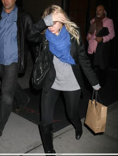 Ashley spotted leaving a party at The Bowery Hotel-paparazzi luty 2008