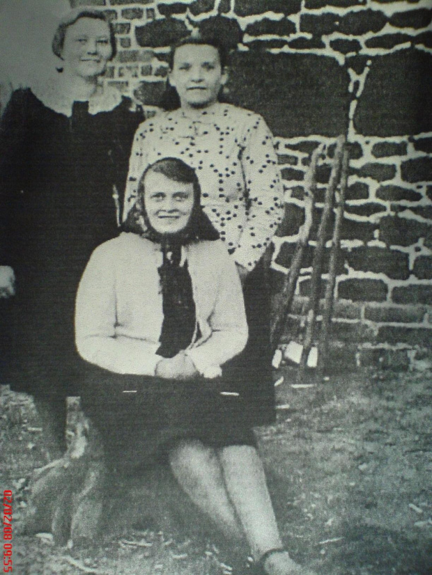 Siostry: Marianna, Franciszka i Zofia (mama) Machoń.