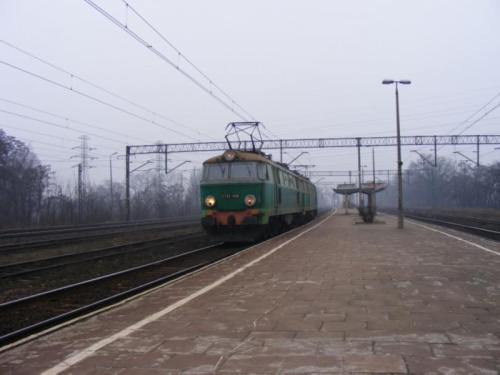 13.02.2008 Stacja Wrocław Popowice ET22-800+1077