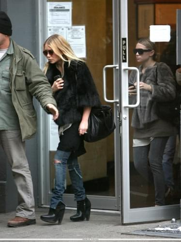 MK and Ash spotted together in NYC-paparazzi luty 2008