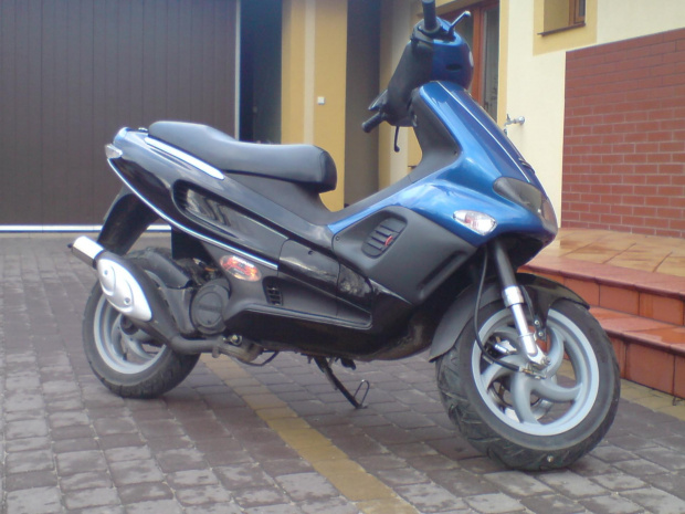 gilera runner