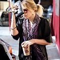 MK stops by Coffee Bean before heading to a hair salon in West Hollywood-paparazzi luty 2008