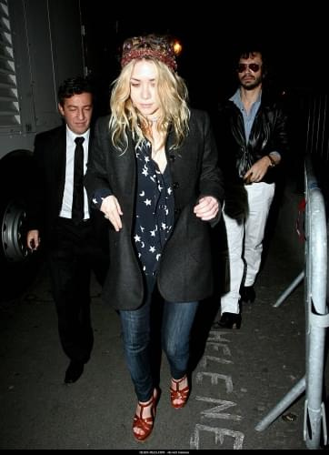 MK and Ash leaving Fendi Store party in Paris-paparazzi marzec 2008