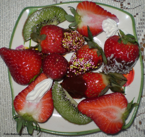 Deser z truskawek. #DeserySłodkości #podwieczorek #jedzenie #kulinaria #owoce #truskawki
