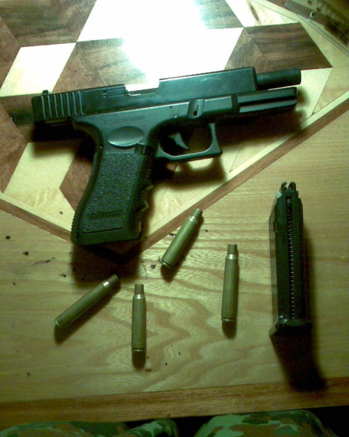 #pistolet #broń #giwehre #glock