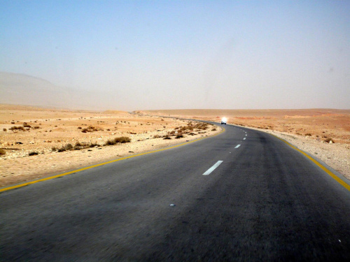 Palmyra, droga do Palmyry I tak przez 300Km żywej duszy marzec 2008 #turystyka