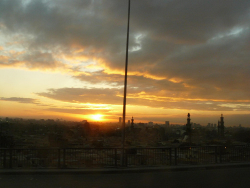 Zachodzące słońce nad Kairem #egipt #kair #zachód #słońca