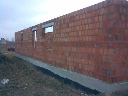 Kwiecień 2008 - ściana północna już gotowa