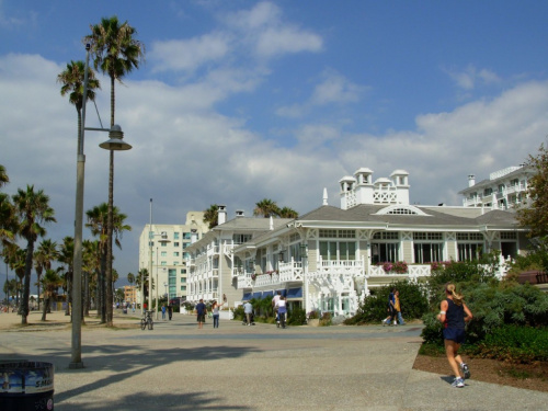 hotele przy plaży #SantaMonica