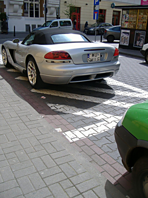 Dodge Viper SRT-10