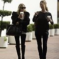 Ash with a friend in Beverly Hills-paparazzi październik 2007