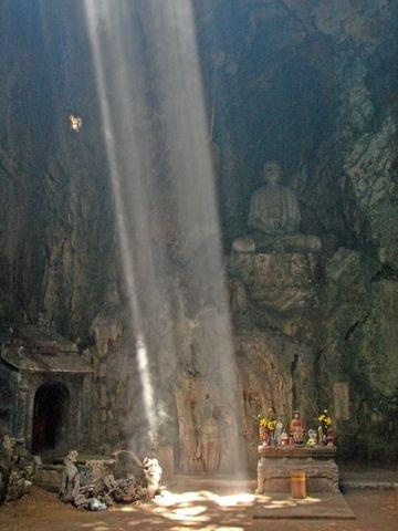 Zdjęcia z jaskini, Góry Marmurowe, pomiędzy Danang a Hoi An