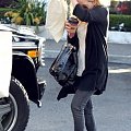 Ashley shopping at Amarees in Newport Beach-paparazzi marzec 2008