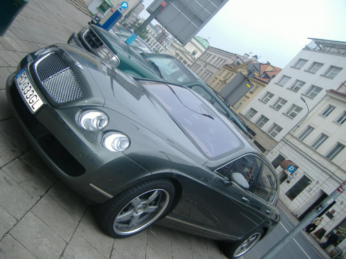 Bentley Continental Flying Spur