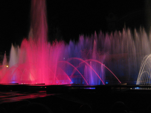 Praga - tańczące fontanny