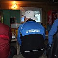 w zaprzyjaźnionym sklepie w Piaskach z kolegami żeglarzami ogladamy naszych piłkarzy siatkowych i ręcznych walczących o kwalifikacje olimpijskie.
