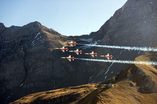 Patrouille Suisse -
Axalp 2007 by deoc