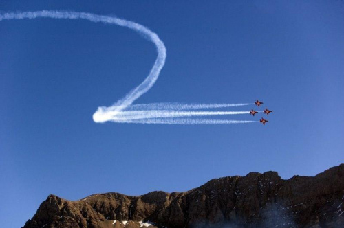 Patrouille Suisse -
Axalp 2007 by deoc