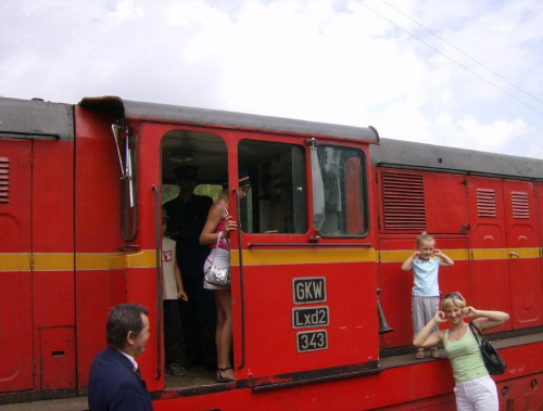 Niektórzy trąbili a inni próbowali zrobić zdjecie... :) Kurs turystyczny ogólnodostępny 3 sierpnia 2008 r. #GnieźnieńskaKolej #kolej #Lxd2