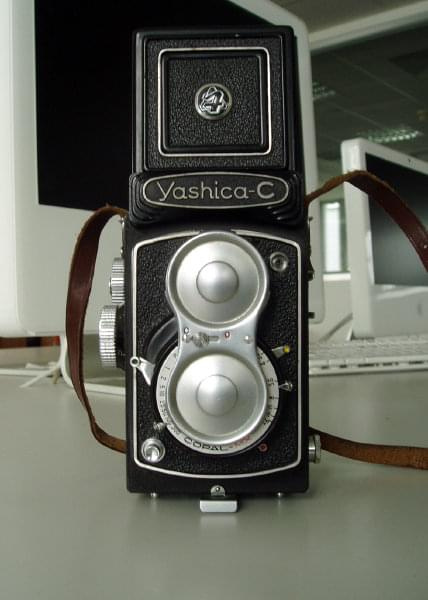 Yashica C