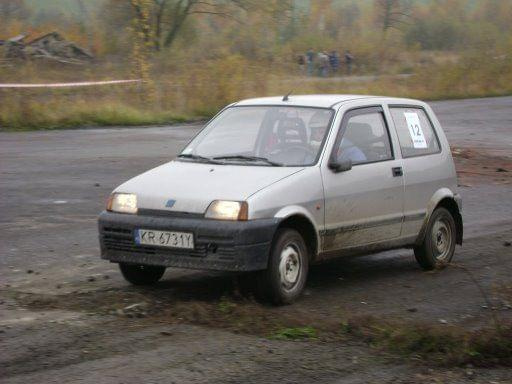 Kręciołek Dobczyce 28.10.07 Załoga Wójcik/ Szelerewicz fiat CC 700 :)