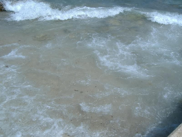 woda na plaży Trstenica (Orebic)