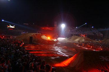 #XFighters #red #bull #SuperSession #warsaw