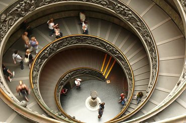 Schody Momo - spiralna rampa #Watykan #Rzym #Muzeum