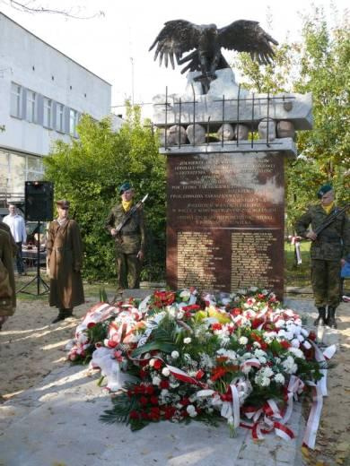 Odsłonięcie pomnika we Włodawie