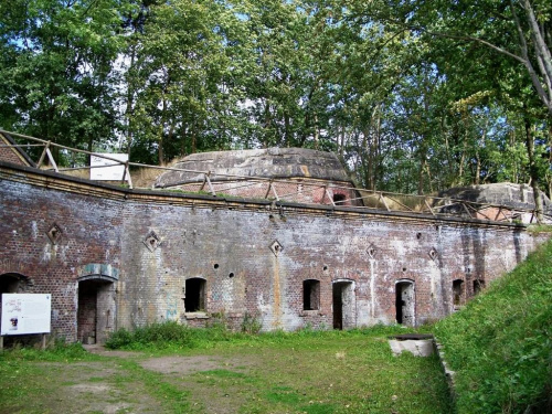 Świnoujście-Fort Gerharda; górny taras artyleryjski (galeria). #wakacje #urlop #podróże #zwiedzanie #militaria #fortyfikacje #forty #FortGerharda #Polska #Świnoujście