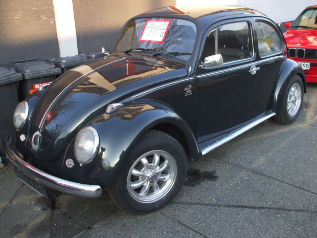 VOLKSWAGEN "Köfer" Deutschland tego popularnego "Garbusa" zaprojektowal w 1936 r. slynny Ferdynand Porsche