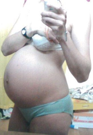 32 tydzien ciąży - brzuszek w pełnej odsłonie