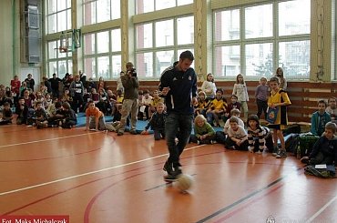 Wizyta piłkarzy TS "Wisła" w naszej szkole #SzkołaPodstawowaNr30