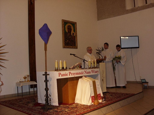 2013 Triduum Paschalne w kaplicy sióstr Urszulanek SJK w Sokolnikach Wielkich #GminaKaźmierz #GróbPański #pascha #SokolnikiWielkie #triduum #Urszulanki