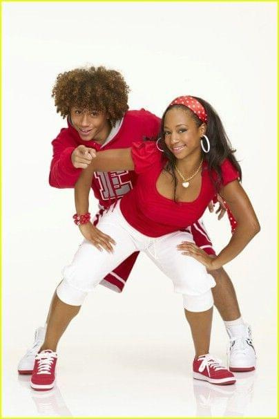 #HighSchoolMusical2