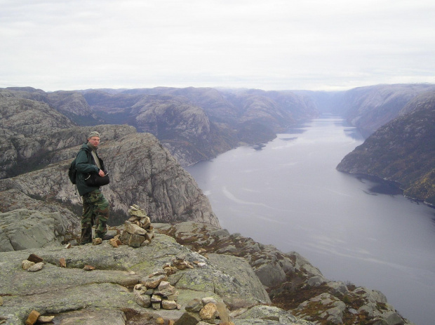 Norwegia, Preikestolen copyright(c)jarekmadlewski2007