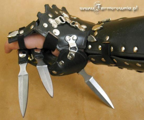 The Witcher Braces/Karwasze Wiedzmina
www.farmerownia.pl