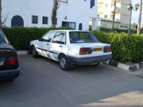 Corolla E8