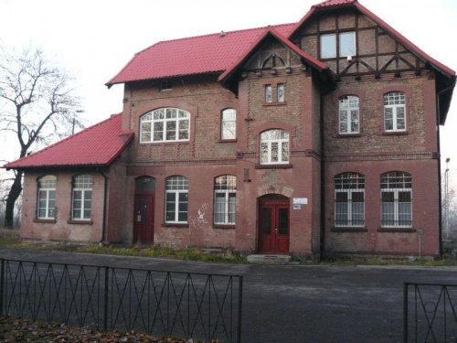 Budynek stacji Ruda Kochłowice.
(Data wykonania 08.12.2007)