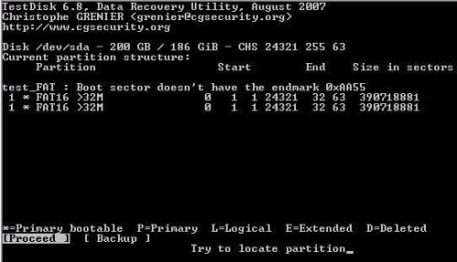 Zrzut z Testdiska po odpaleniu go w WinXP 64bit