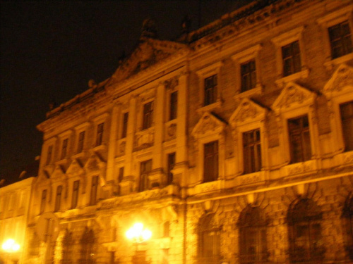 Pałac pod Globusem - nocą ;)